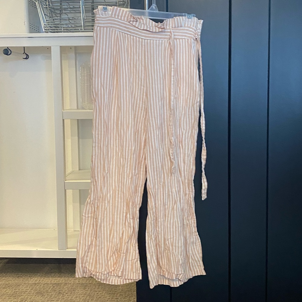 Linen type stripe capri pants